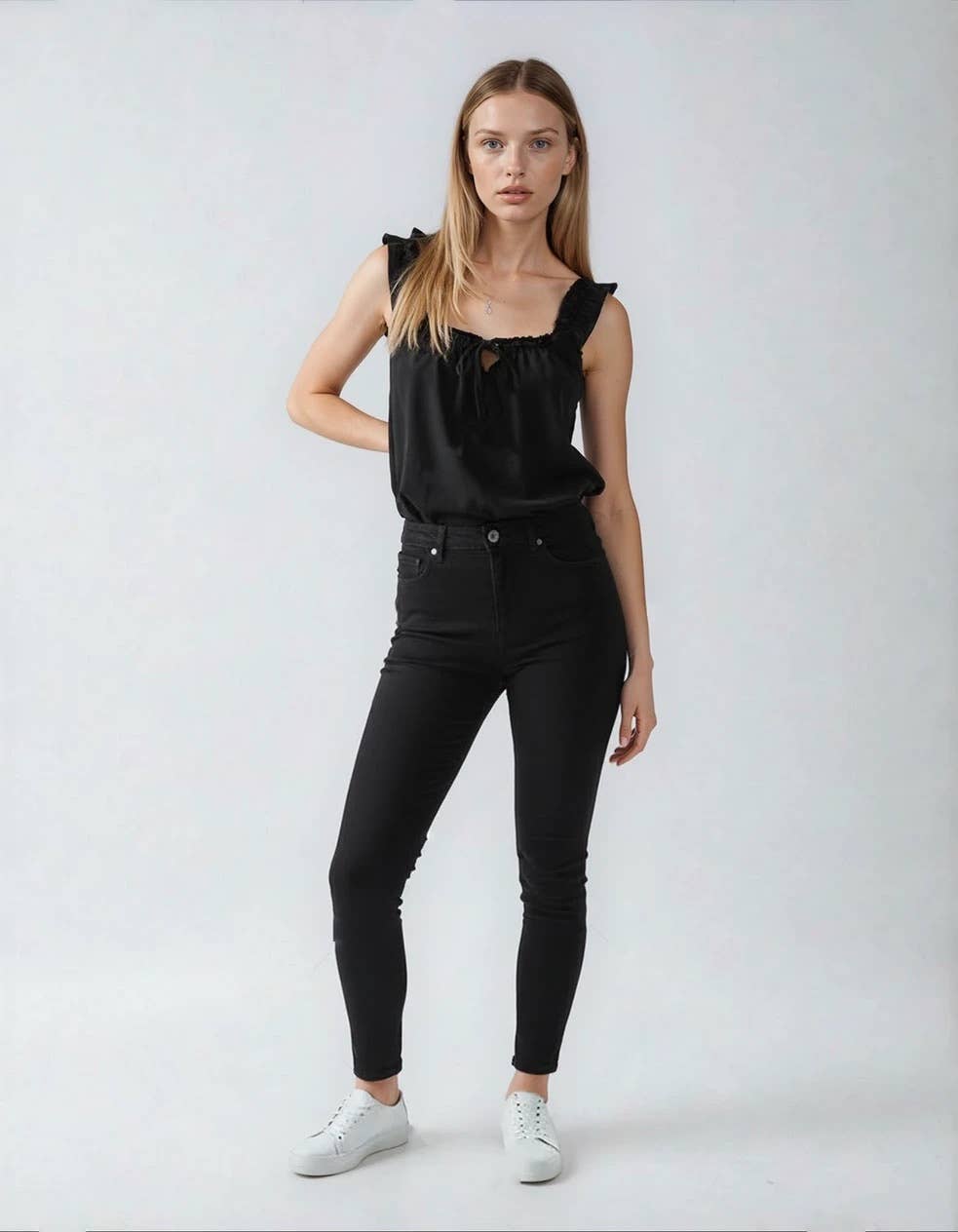 TANK TOP BLACK
